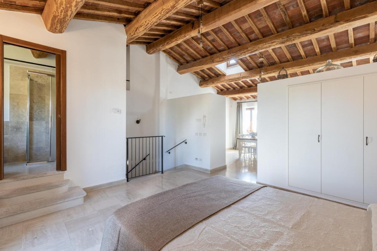 La Piazza - Appartamento Con Vista Sinalunga Luaran gambar