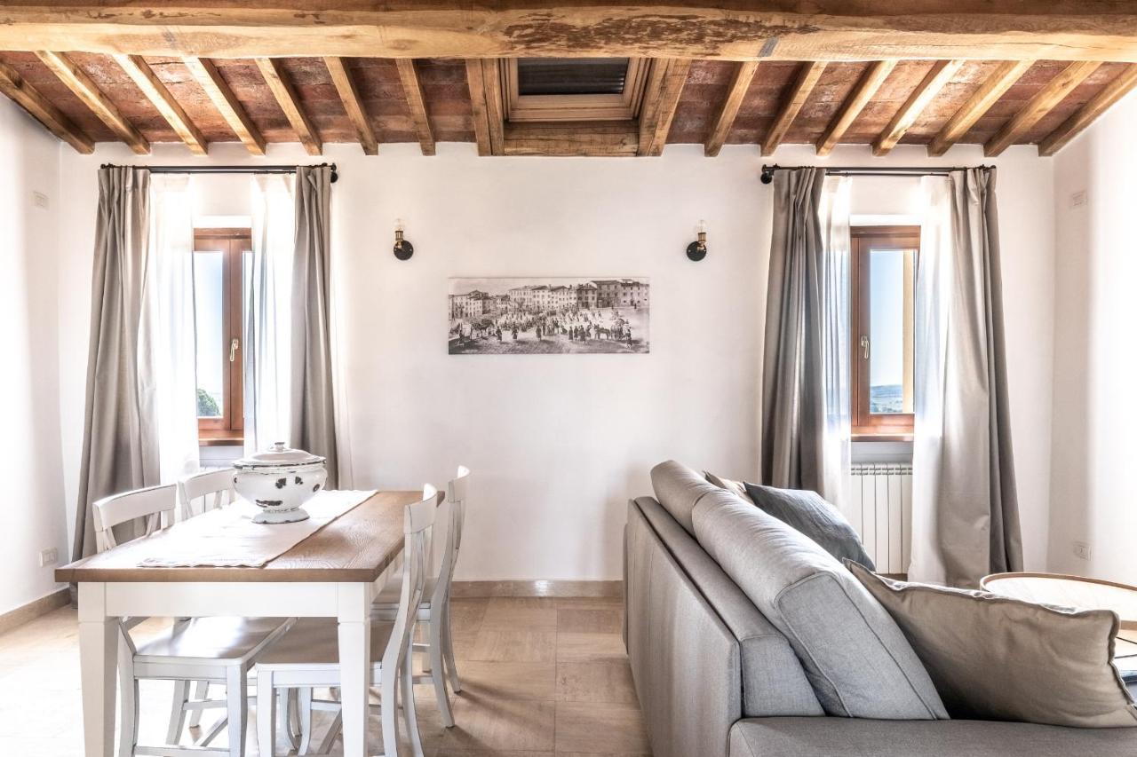 La Piazza - Appartamento Con Vista Sinalunga Luaran gambar